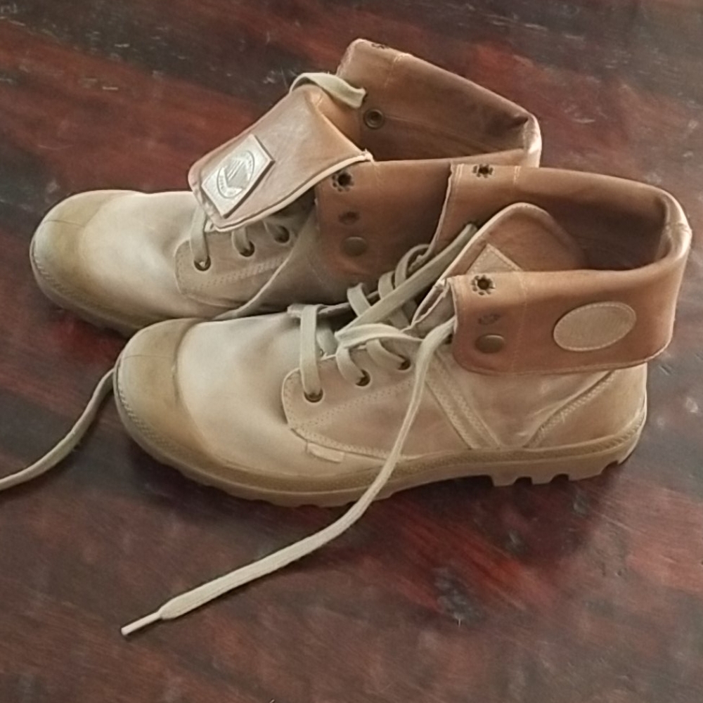 Women's ankle boot